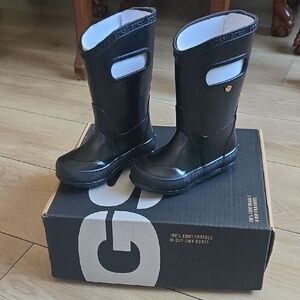 NWB BOGS Infants Solid Rain Boots   Sz Infants 7